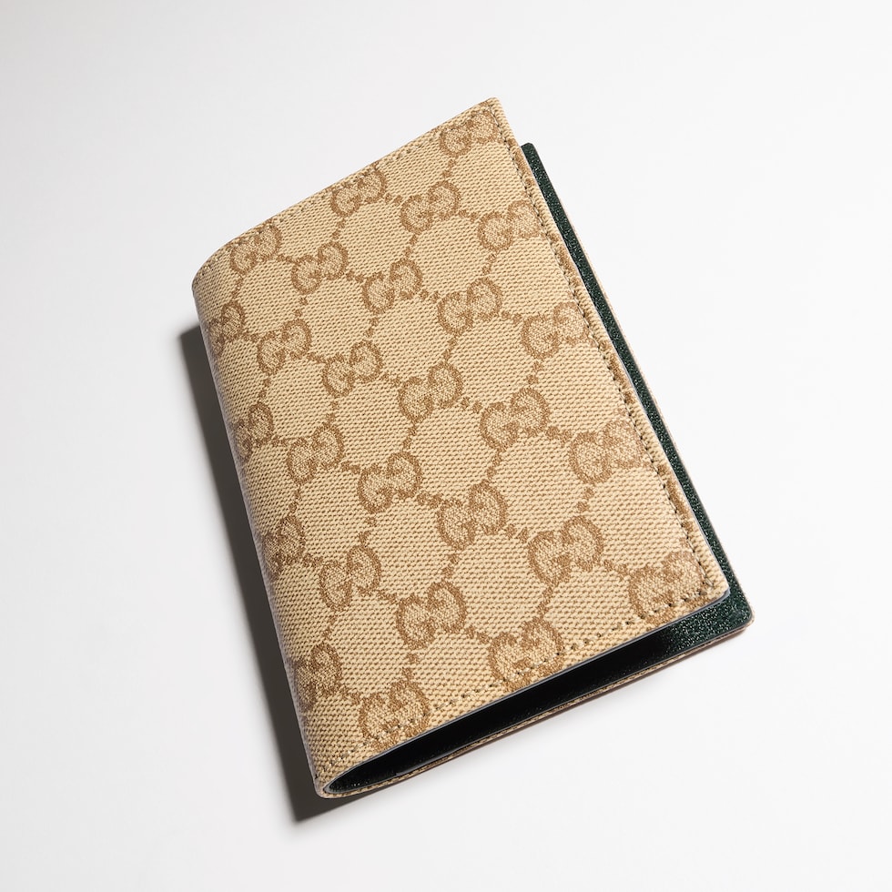 Gucci Essence Classic护照夹