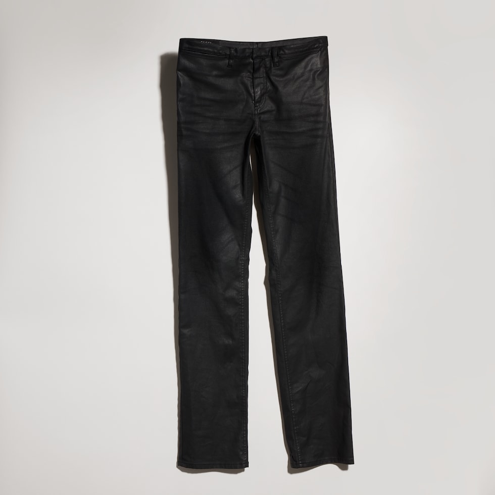Pantalons en denim twill de coton stretch enduit