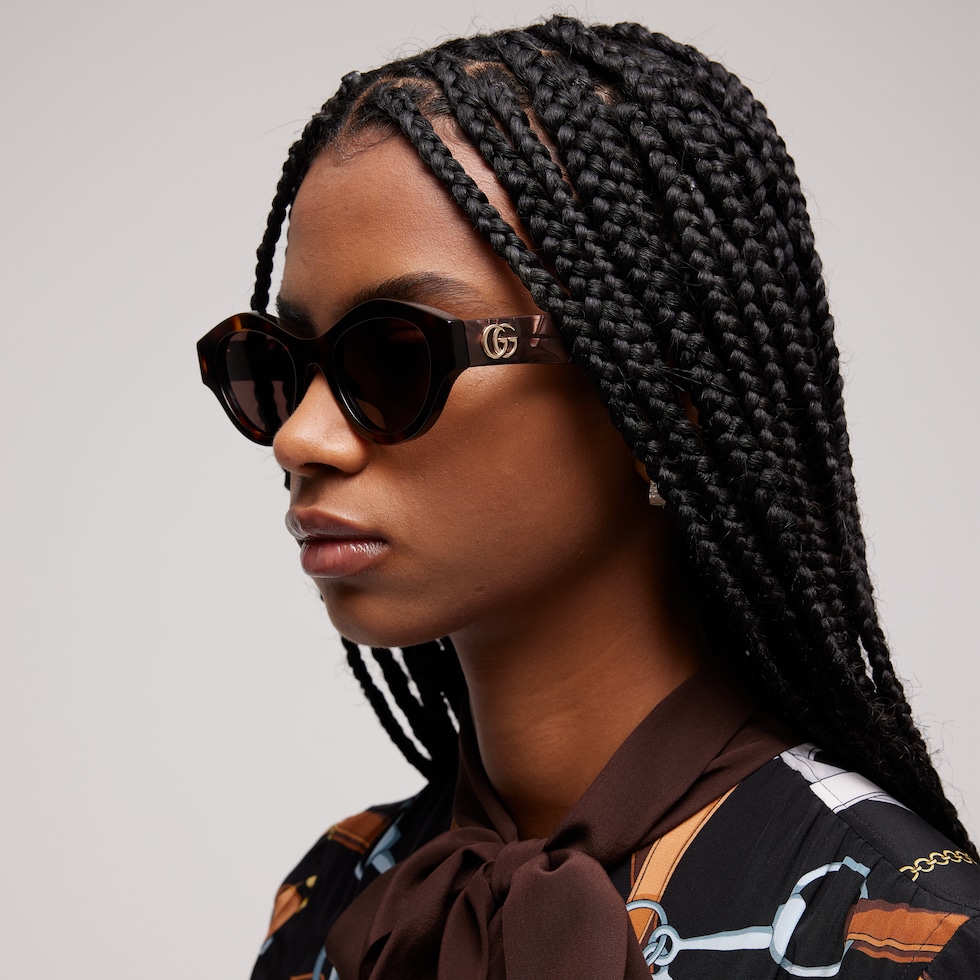 Cat-eye frame sunglasses