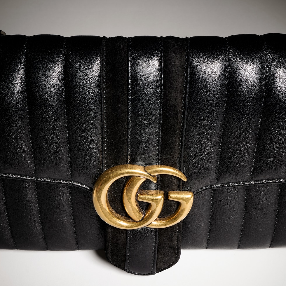 GG Marmont medium shoulder bag