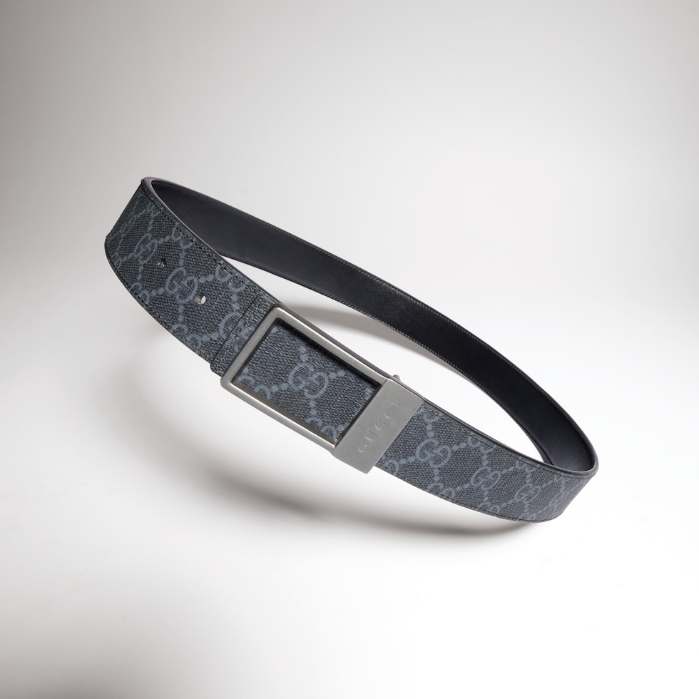 Reversible belt with rectangular buckle