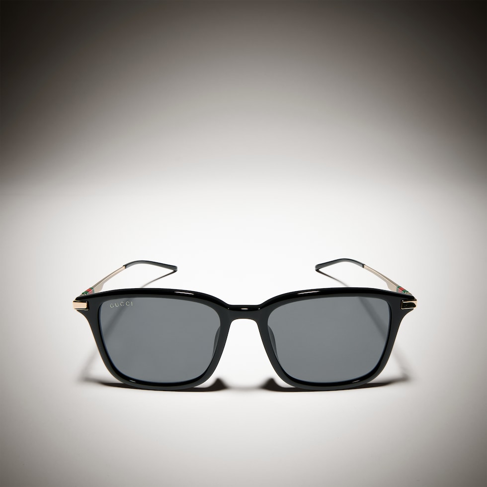 Low nose bridge fit square sunglasses