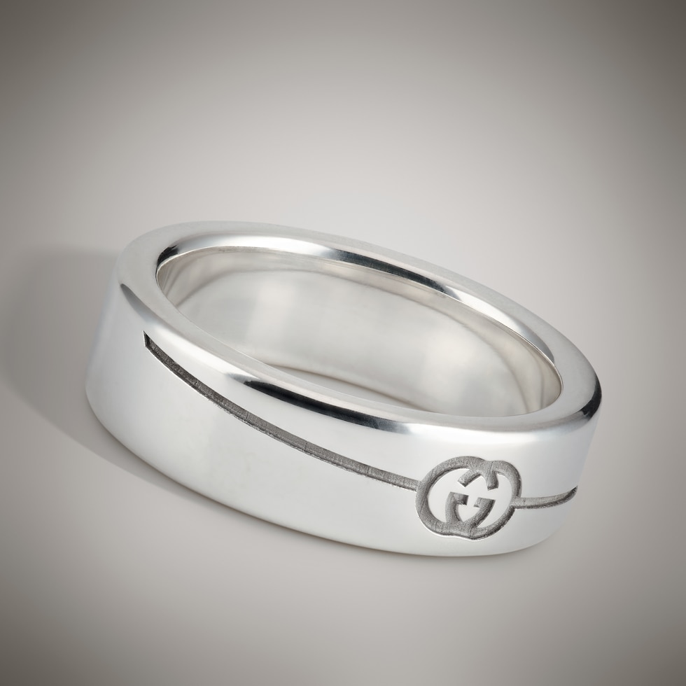Diagonal Interlocking G ring