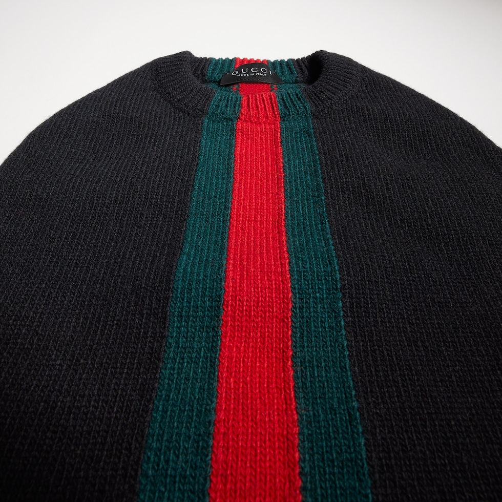 Wool pet sweater with Web