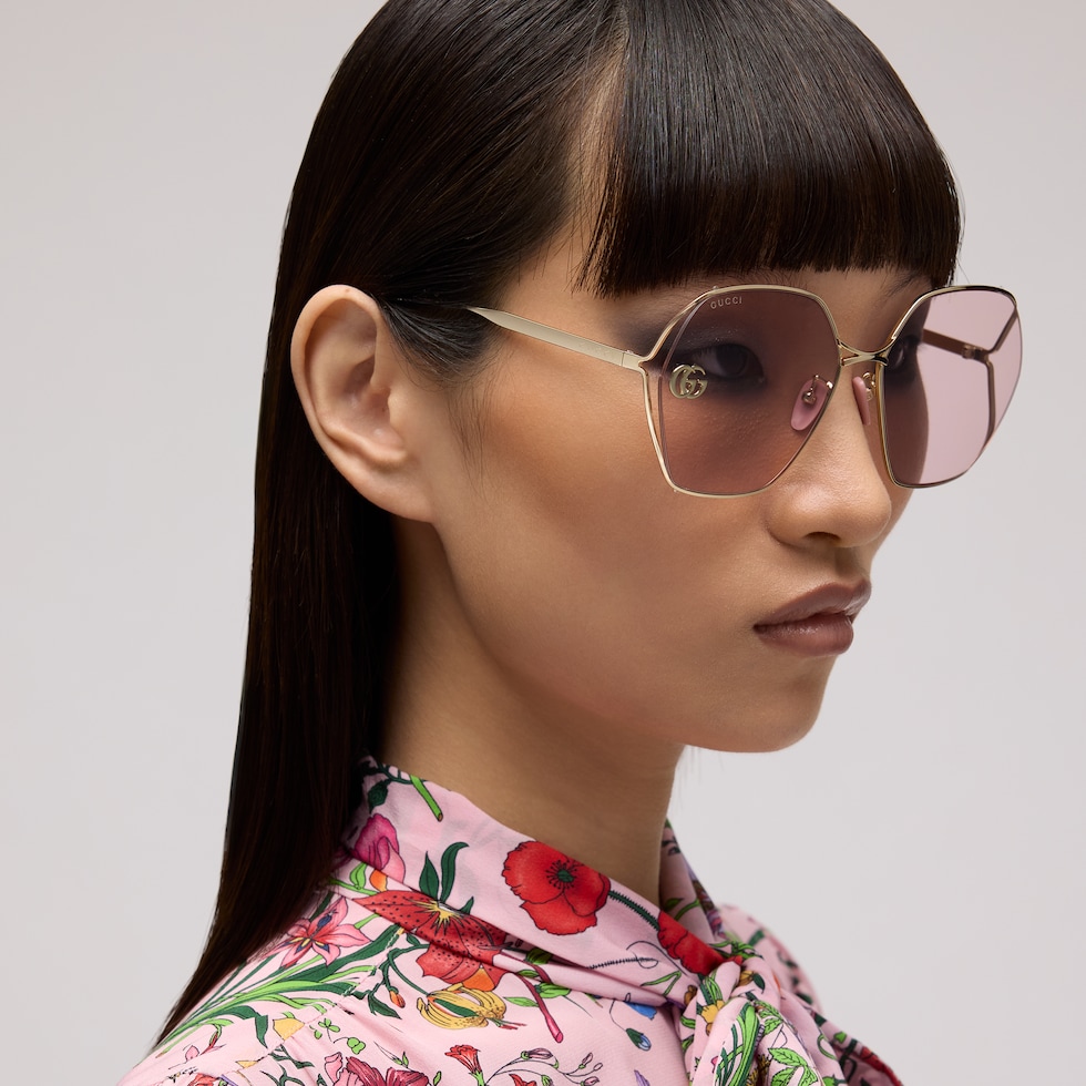 Low nose bridge fit oval-frame sunglasses
