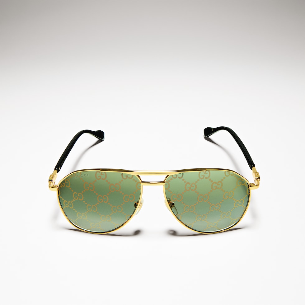 Aviator frame sunglasses