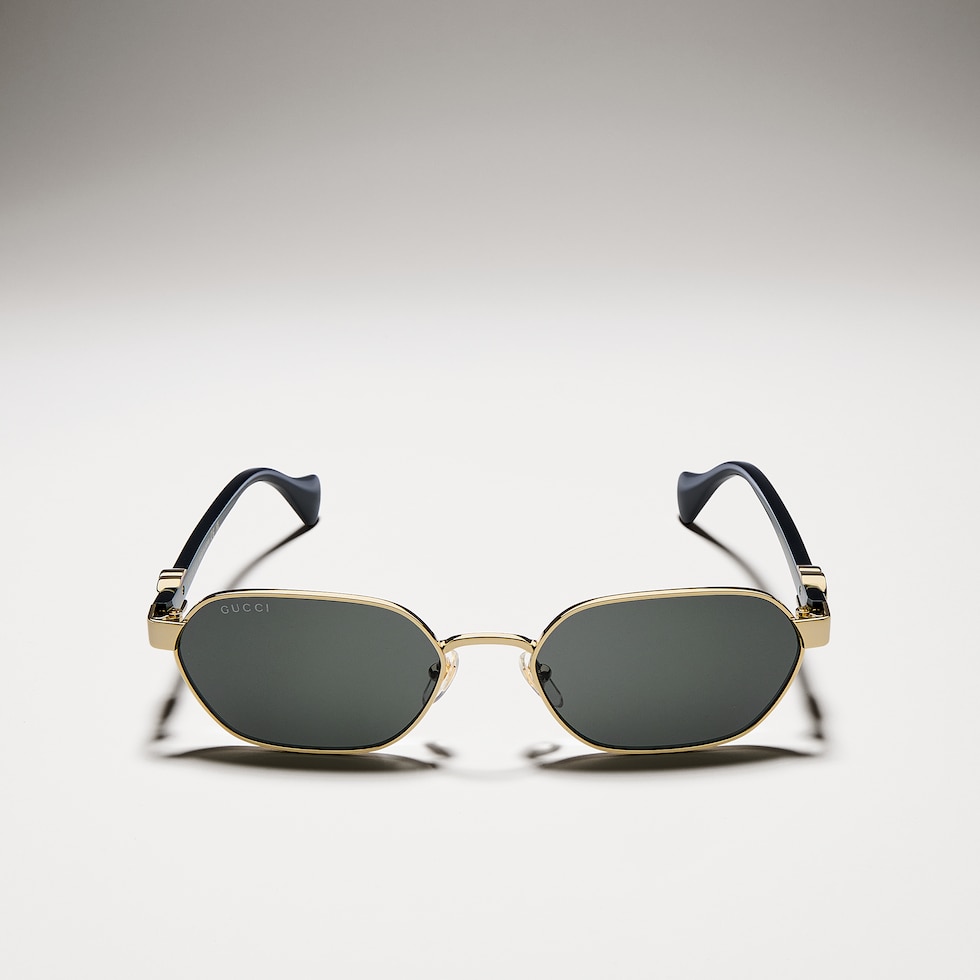Gafas de sol con montura redonda
