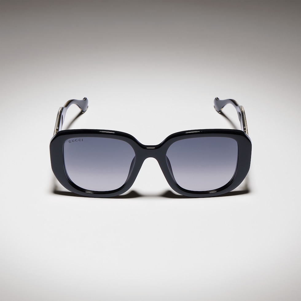 Specialized fit round sunglasses