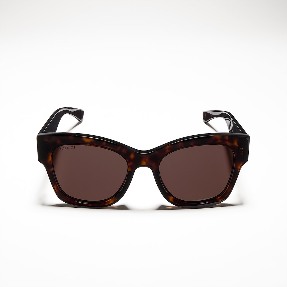 Gafas de sol con montura de mariposa