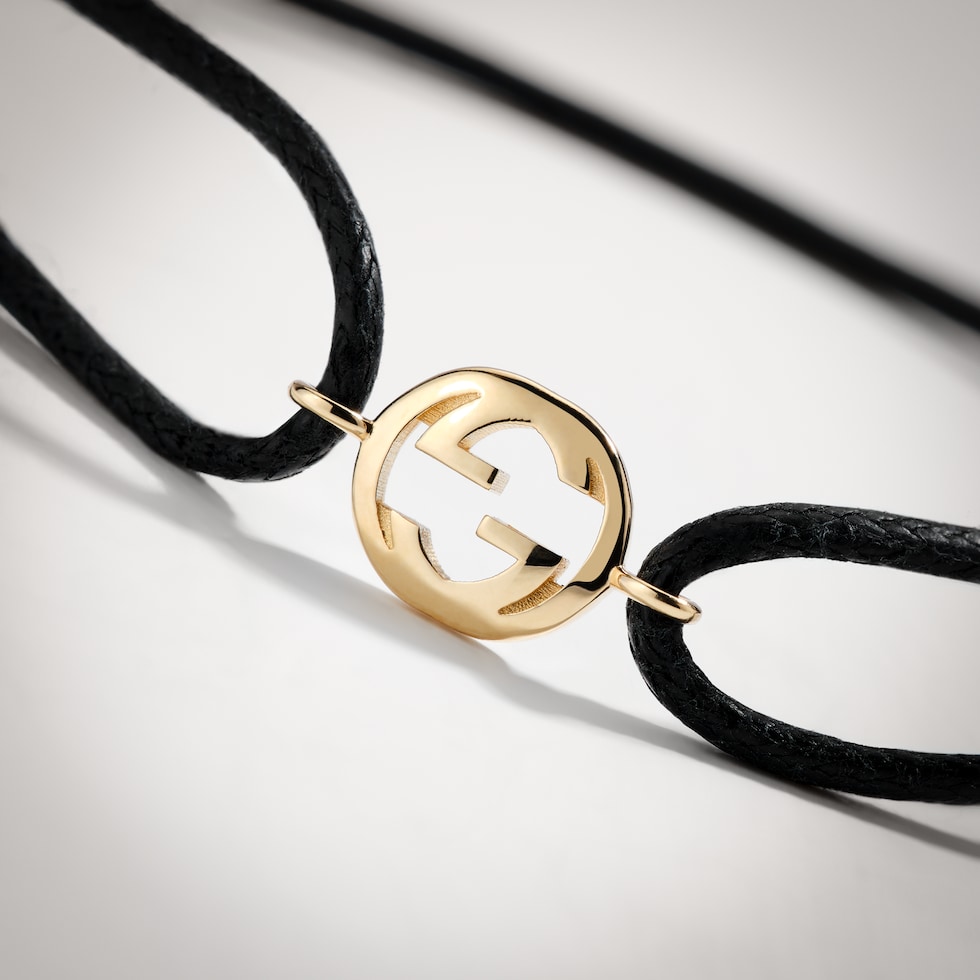Gucci Interlocking Armband mit Anhänger 18 Karat