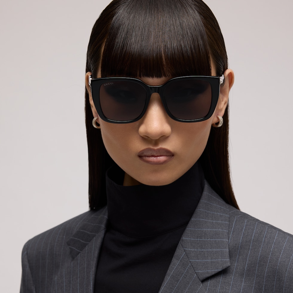 Low nose bridge fit sunglasses
