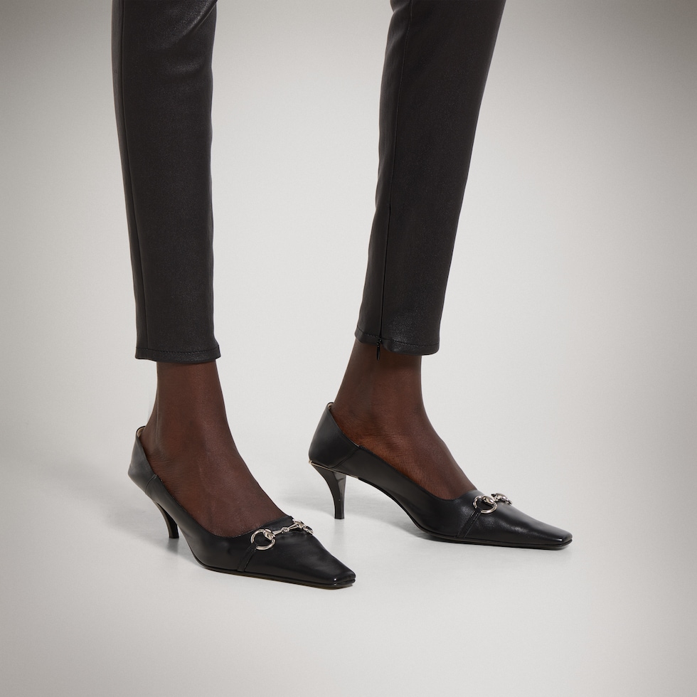 Women's Vittoria pump