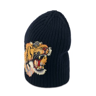 Wool hat with tiger