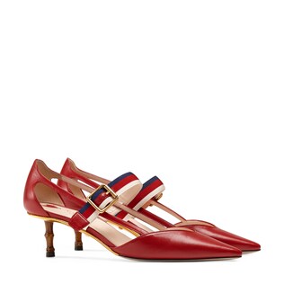 Leather pump