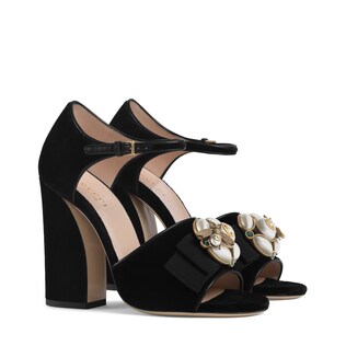 Velvet sandal with bee