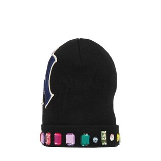 Wool hat with NY Yankees™ patch