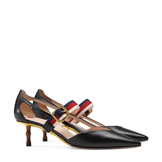 Leather pump