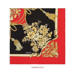 Silk carré with flowers and tassels print