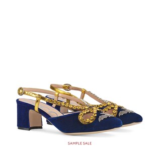 Velvet pump with bat and crystals