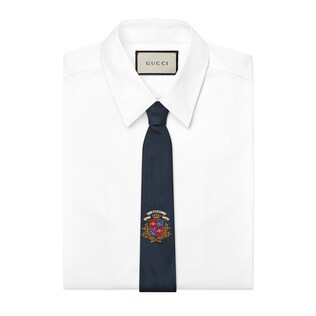 Gucci crest underknot silk tie