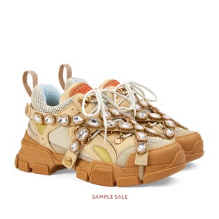 Flashtrek sneaker with removable crystals