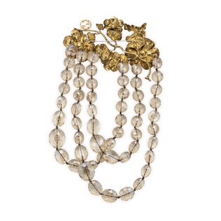 Beaded brooch with floral detail 