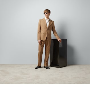 グッチ メンズ フォーマルスーツ おすすめ - 1 | GUCCI公式