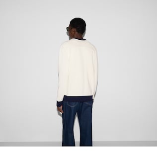 美品　GUCCI グッチ　ニット　セーター　ロゴ入り　ベージュ　サイドロゴ Yahoo!オークション - Gucci ニット セーター ロゴ