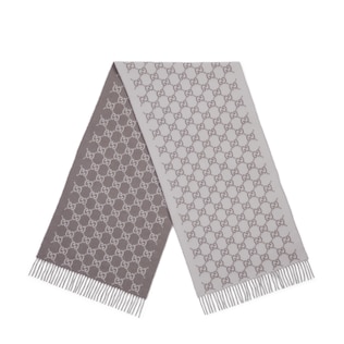 スカーフ GUCCI Woman Scarf White 8092263GC46 9063 GG jacquard knitted scarf in silver | GUCCI® US