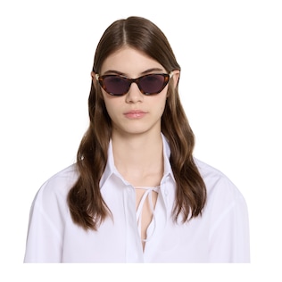GUCCI キャットアイフレムサンクラス GG1588S 002 グッチ キャットアイフレーム サングラス おすすめ | GUCCI公式