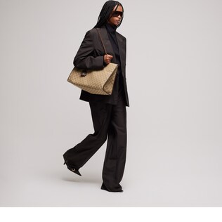 Large tote bag with charm