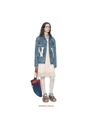 Women's denim jacket with NY Yankees™ patch