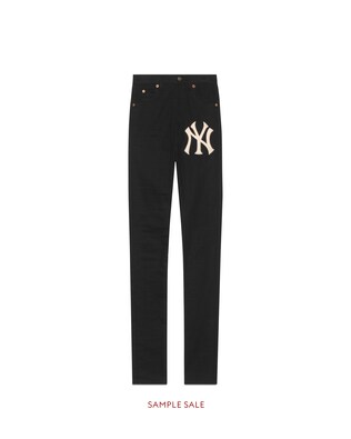 Women's skinny pant with NY Yankees™ patch