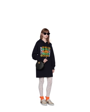 GG Marmont mini round shoulder bag
