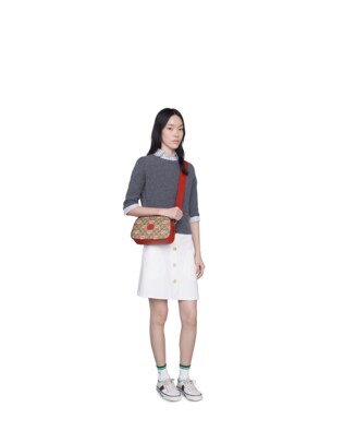 Small shoulder bag